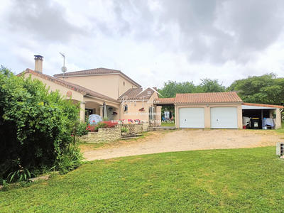 Villa - 153 m² - 5 pièces