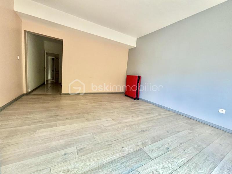 Maison - 300 m² - 10 pièces