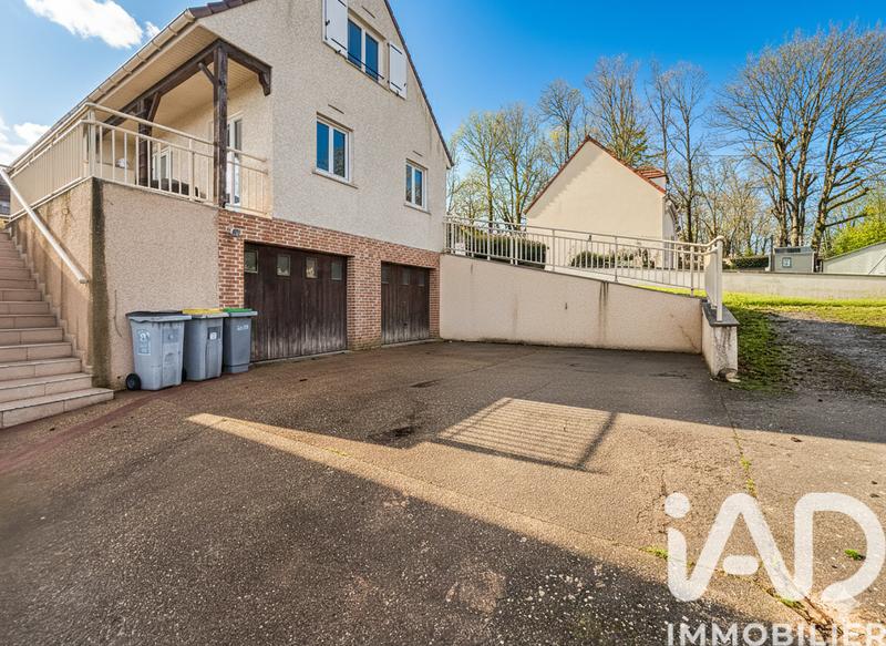 Maison - 96 m² - 4 pièces