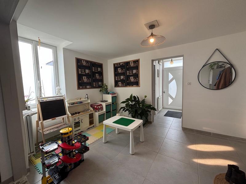 Maison - 190 m² - 8 pièces