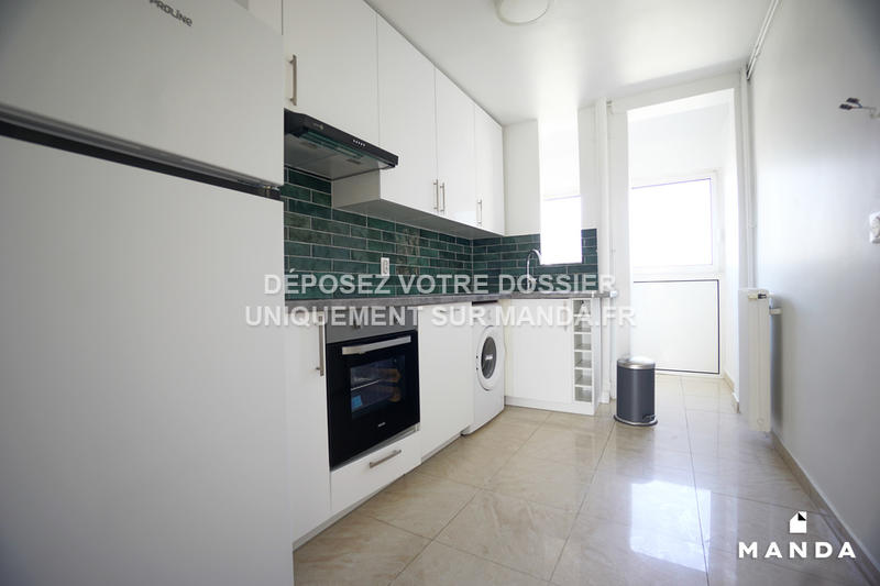 Chambre - 13 m² - 5 pièces