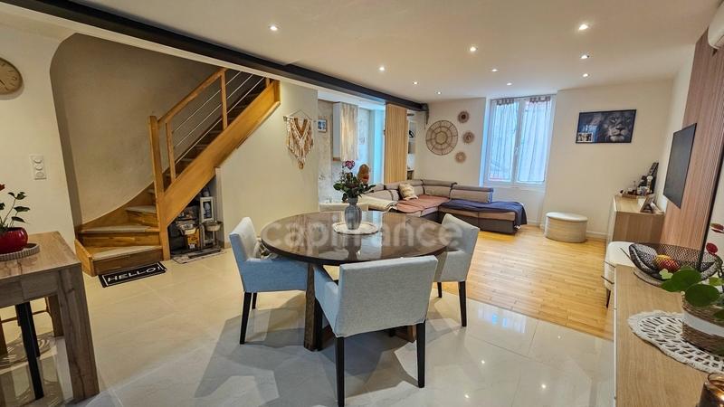 Maison - 109 m² - 6 pièces