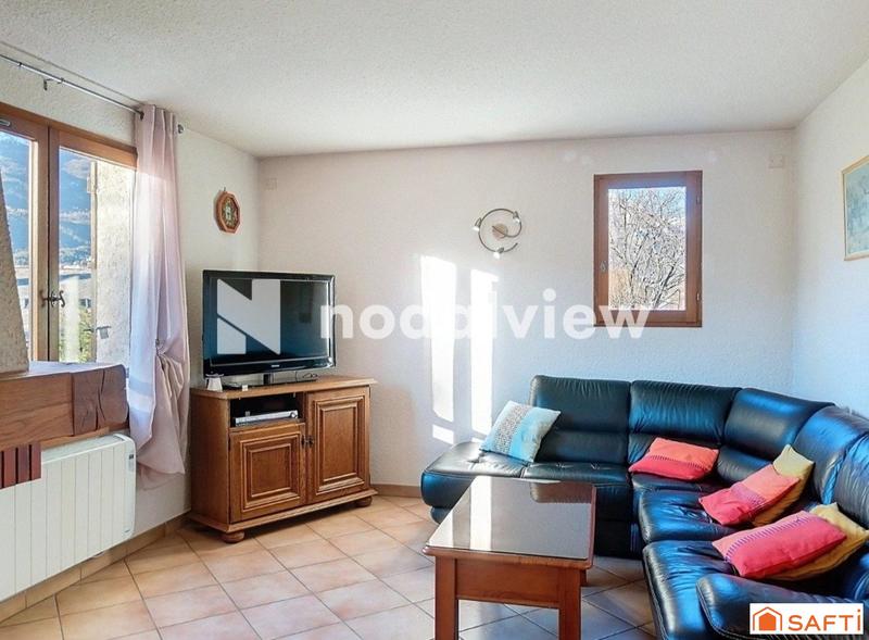 Maison - 180 m² - 6 pièces