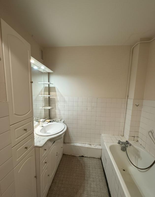 Appartement - 70 m² - 4 pièces