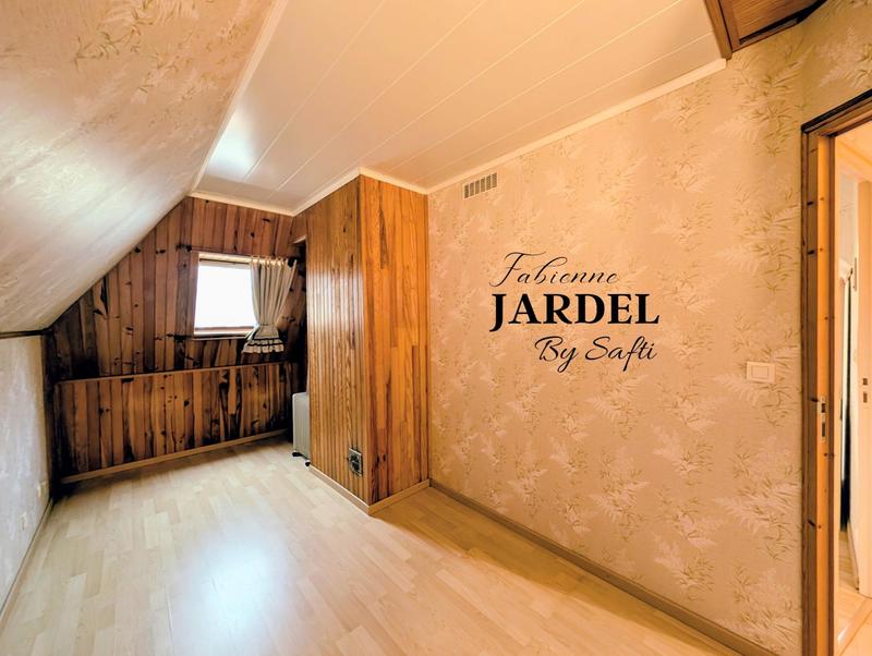 Maison - 143 m² - 7 pièces