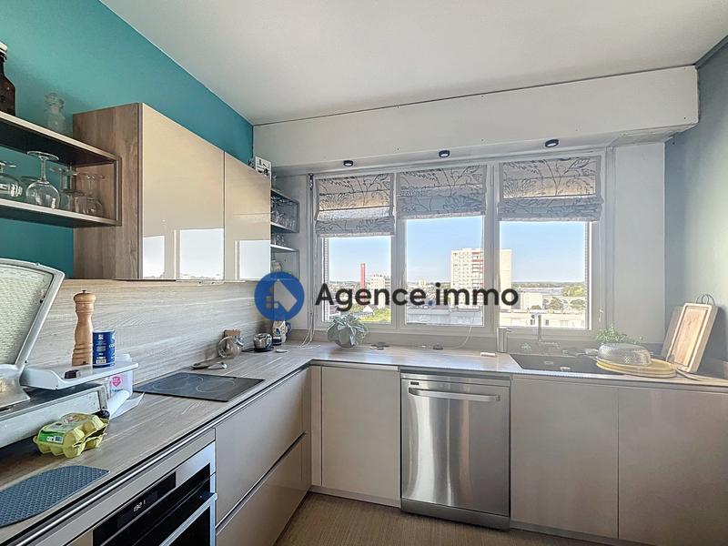 Appartement - 102 m² - 4 pièces