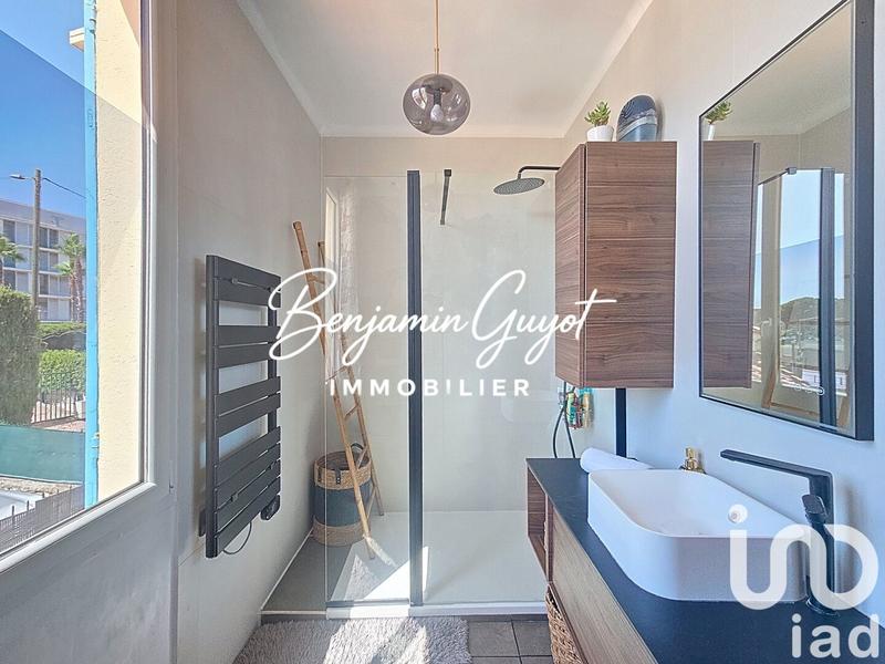 Appartement - 99 m² - 3 pièces