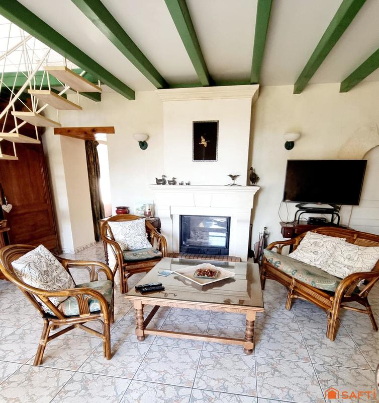 Maison - 261 m² - 10 pièces