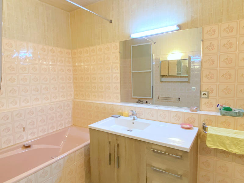 Appartement - 96 m² - 4 pièces