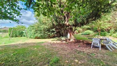 Maison - 586 m² - 24 pièces