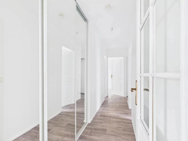 Appartement ancien - 84 m² - 4 pièces