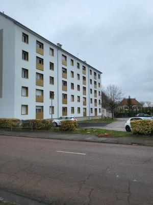 Appartement - 70 m² - 4 pièces