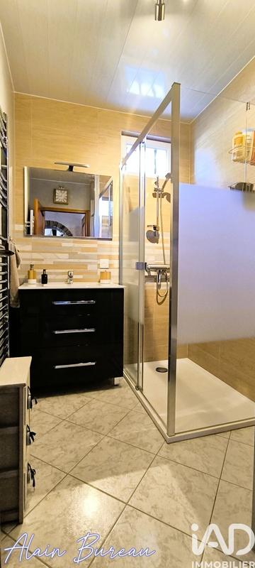 Maison - 97 m² - 5 pièces