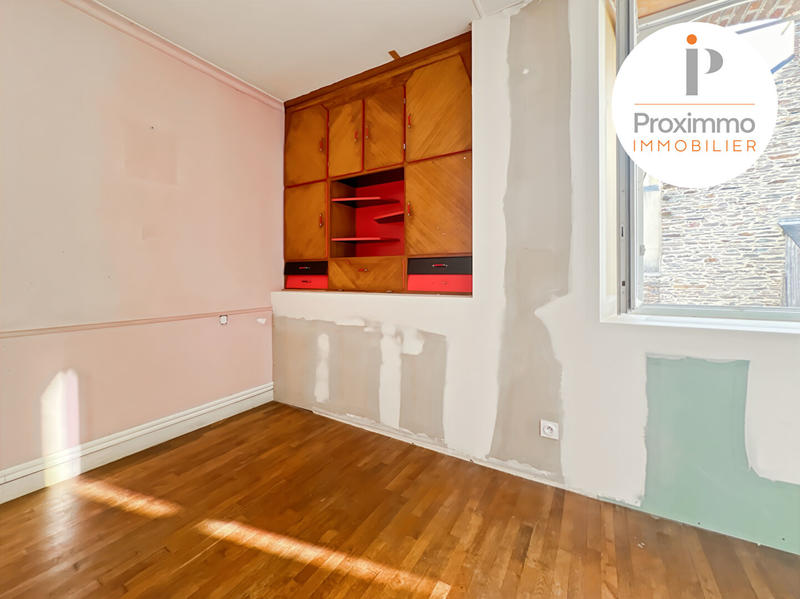 Maison - 148 m² - 8 pièces