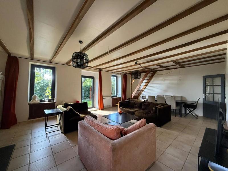 Maison en pierre - 205 m² - 8 pièces