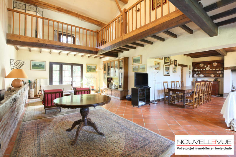 Ferme - 357 m² - 7 pièces