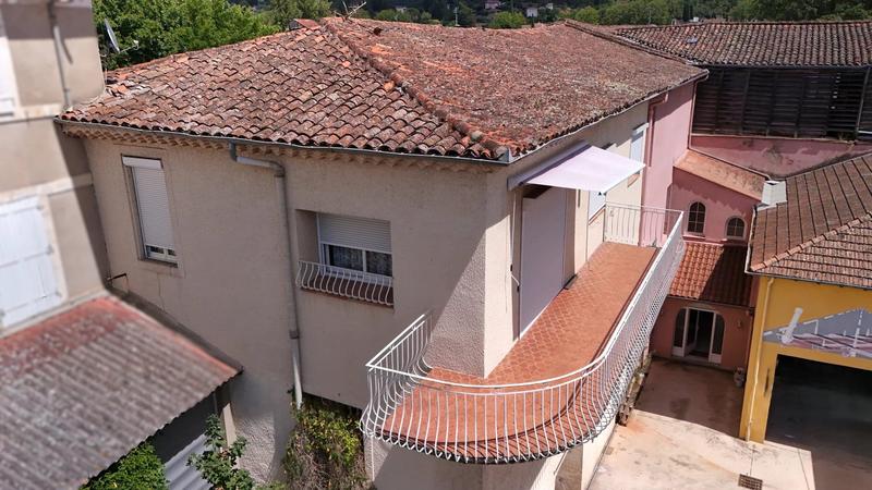 Immeuble - 3 200 m²