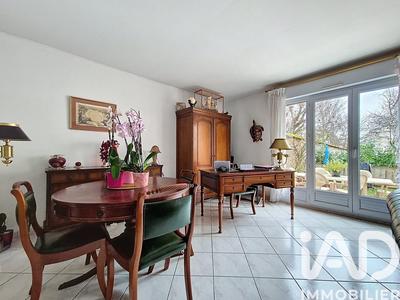 Maison - 99 m² - 5 pièces