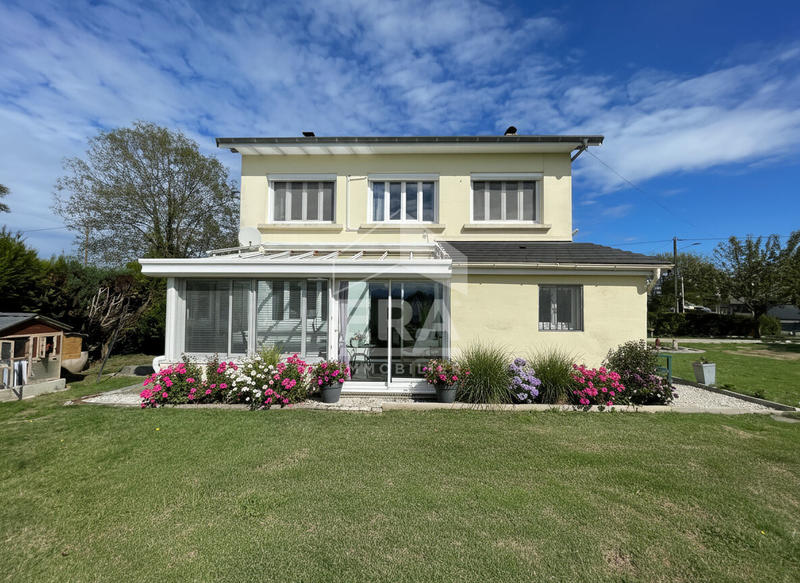 Maison - 105 m² - 4 pièces