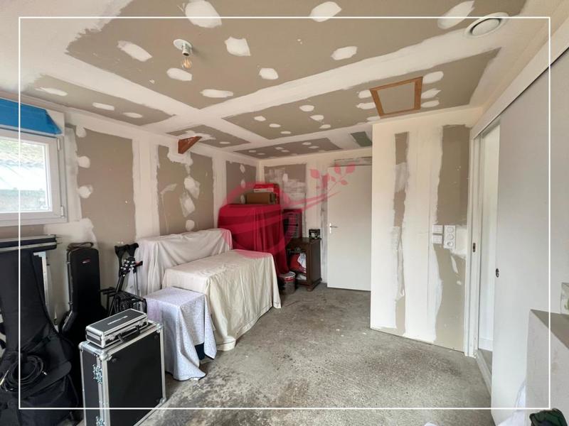 Maison - 140 m² - 7 pièces