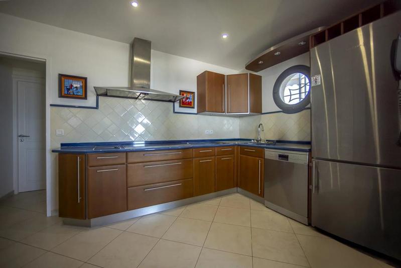 Villa - 240 m² - 8 pièces