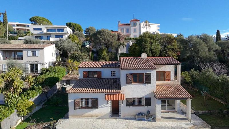 Maison - 155 m² - 5 pièces