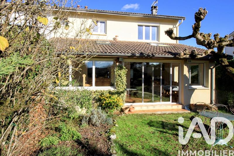 Maison - 135 m² - 5 pièces
