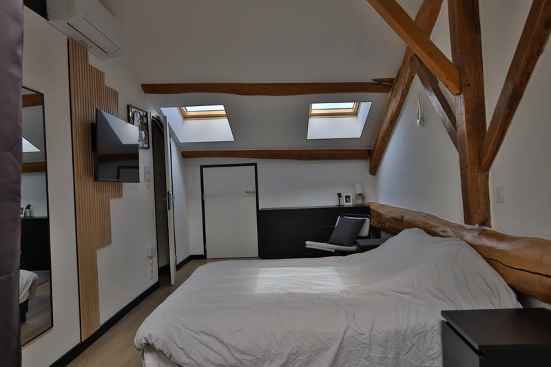 Appartement - 95 m² - 4 pièces