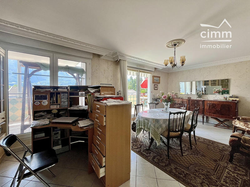 Appartement - 82 m² - 4 pièces