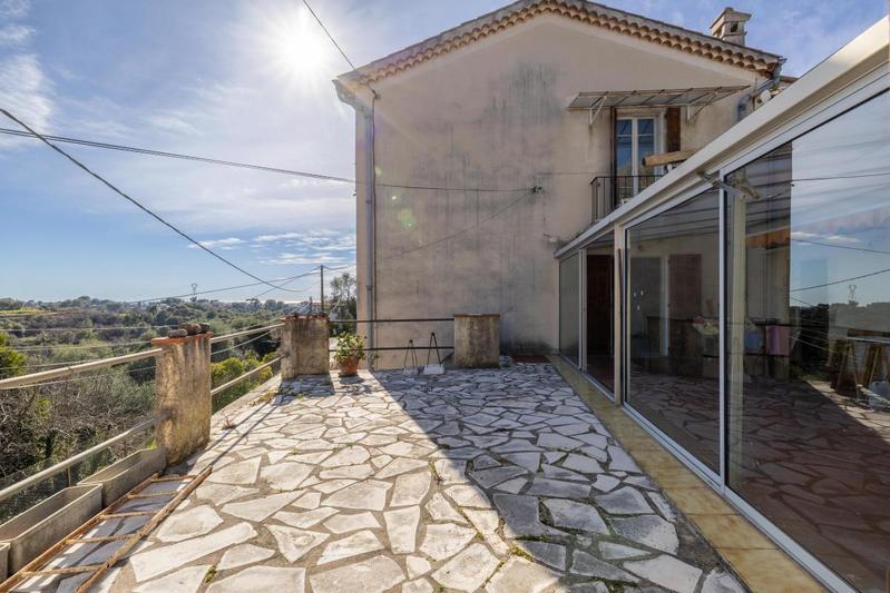 Villa - 167 m² - 6 pièces