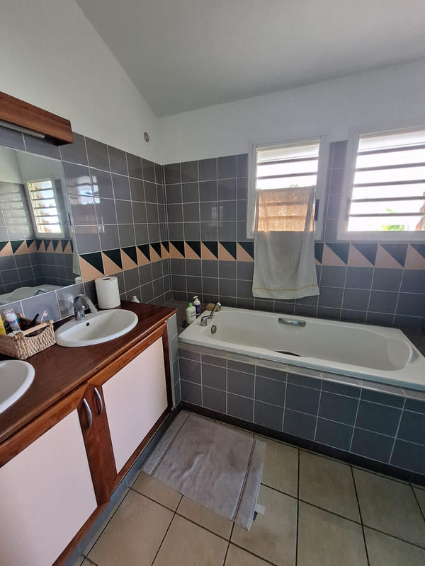 Villa - 180 m² - 7 pièces