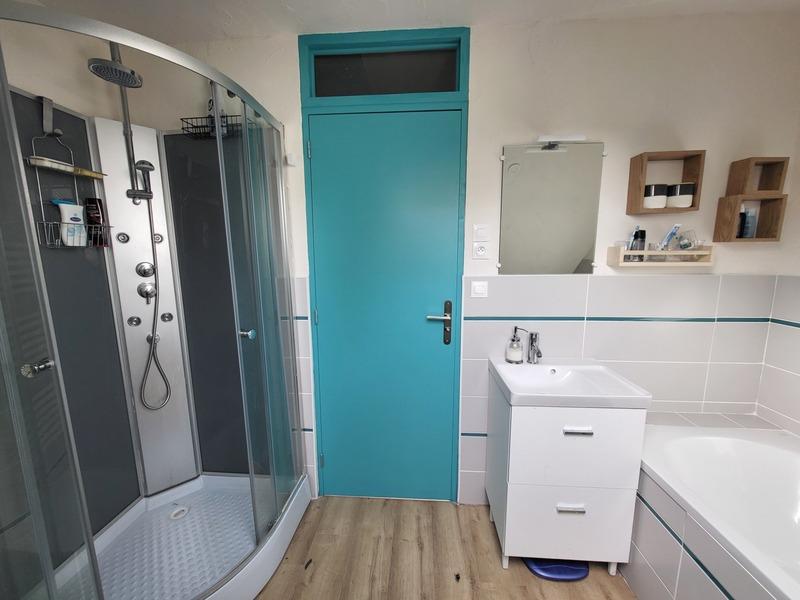 Maison - 120 m² - 8 pièces