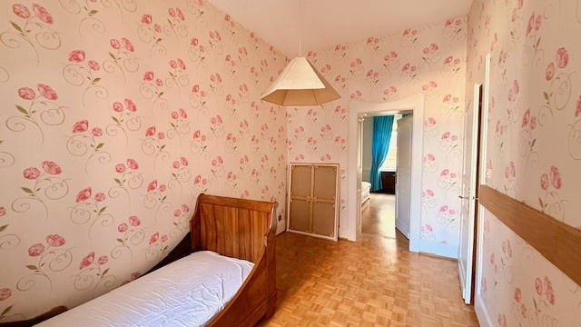 Appartement - 180 m² - 6 pièces