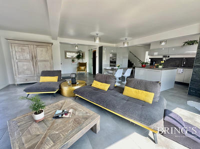 Maison - 137 m² - 4 pièces