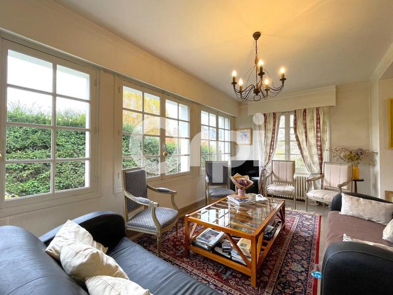 Maison - 150 m² - 7 pièces