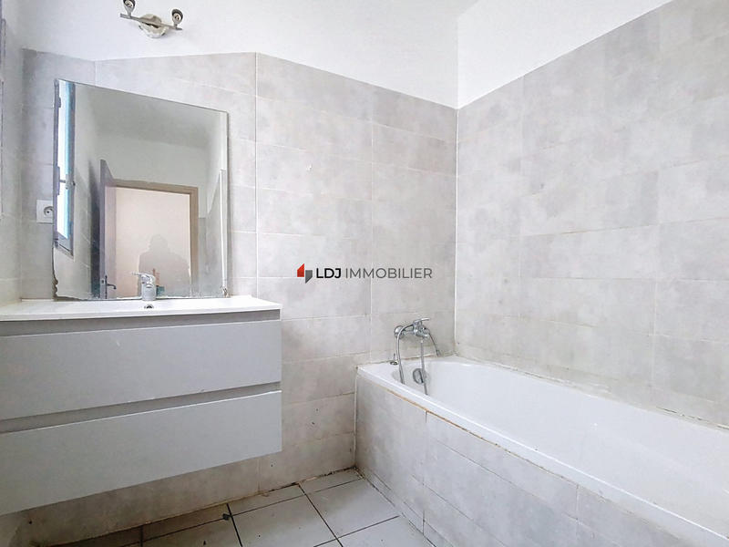 Maison - 130 m² - 3 pièces