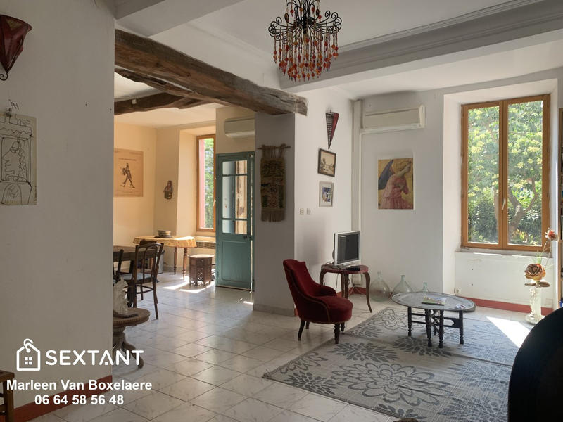 Maison - 140 m² - 6 pièces