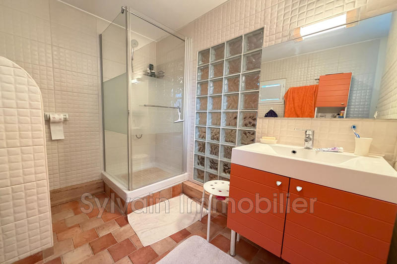 Maison - 231 m² - 6 pièces