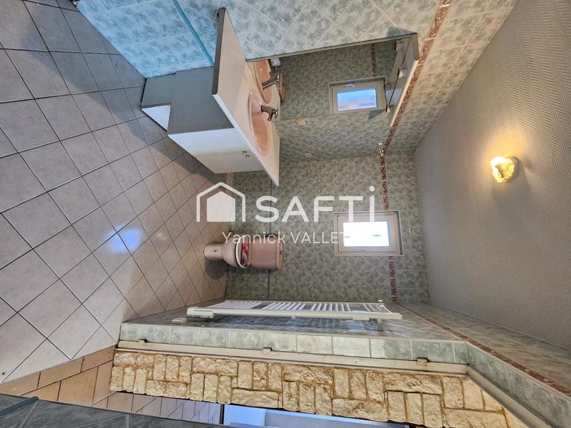 Maison - 240 m² - 10 pièces