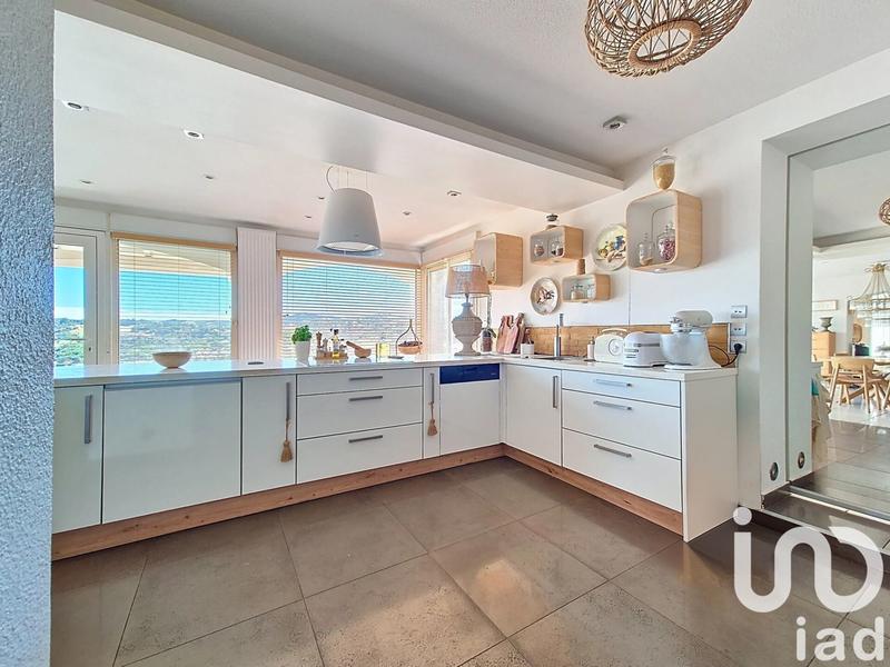 Maison de maîtres - 234 m² - 7 pièces