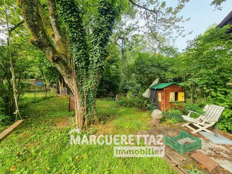 Maison de village - 220 m² - 8 pièces