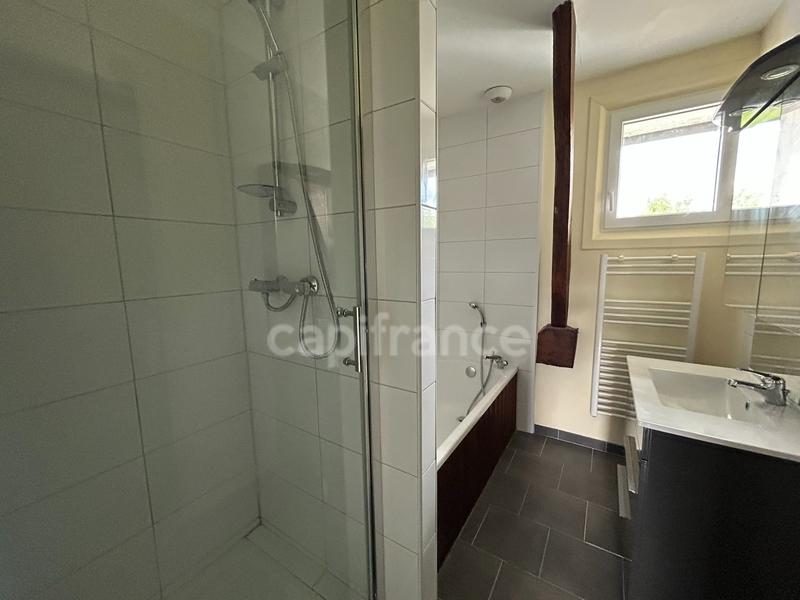 Maison - 387 m² - 15 pièces