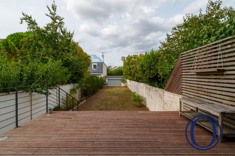 Appartement - 181 m² - 9 pièces