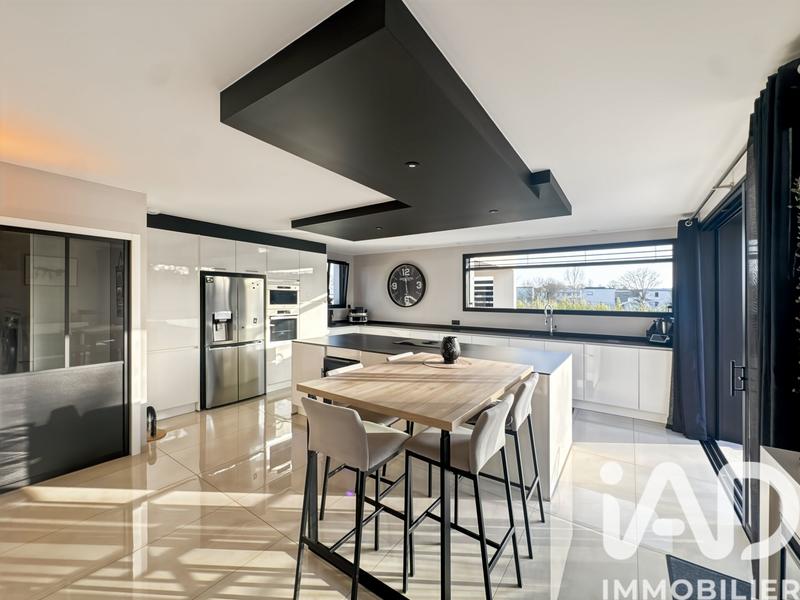 Maison - 150 m² - 5 pièces