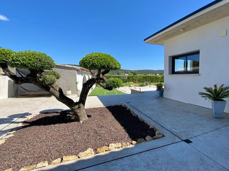 Maison - 175 m² - 7 pièces