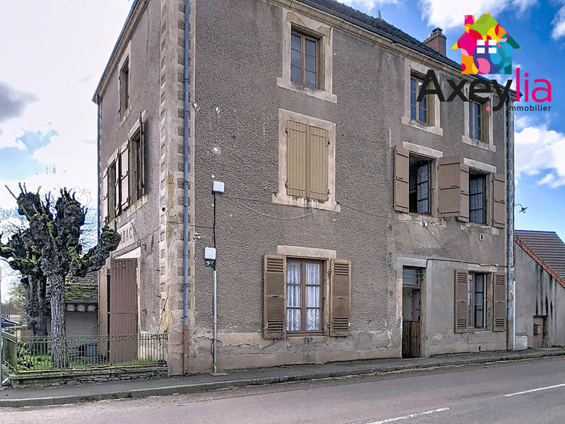 Maison - 136 m² - 7 pièces