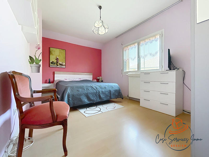 Maison - 166 m² - 7 pièces