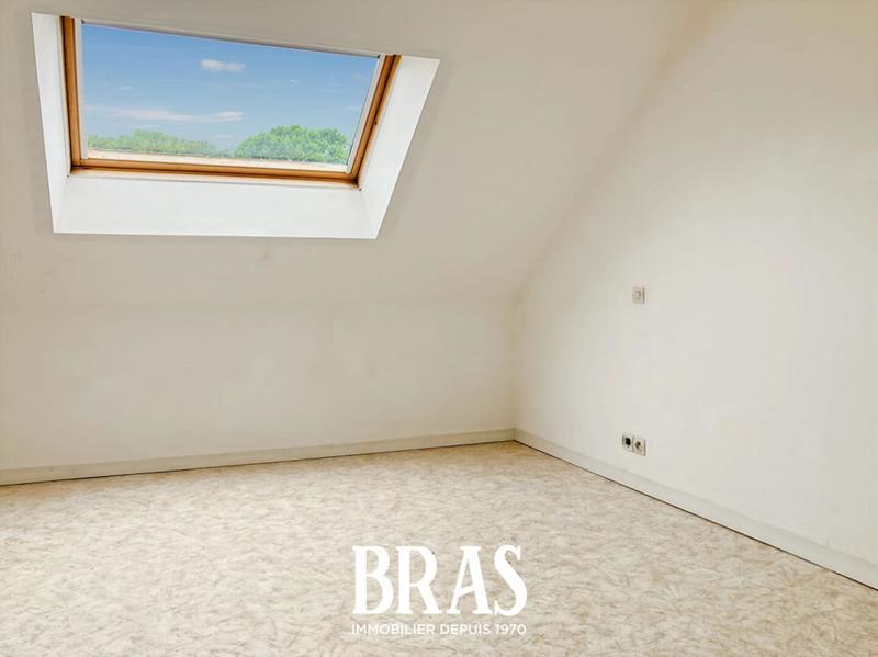 Maison - 98 m² - 5 pièces