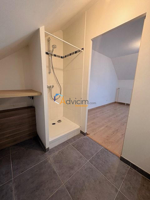 Maison - 92 m² - 5 pièces