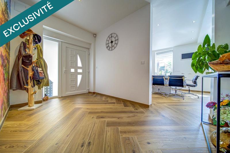 Maison - 230 m² - 8 pièces